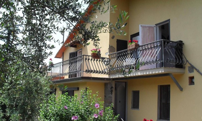 Marliana Apartment | Holiday apartment Marliana for 1 - 5 persons with 2 bedrooms - Twin house