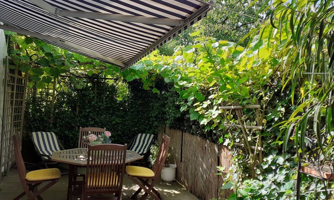 Lemgo Apartment | Holiday apartment / serviced apartments with guest bike