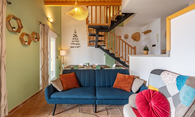 Pradollano Apartment | Holiday Apartment "Ski Lodge Duplex Suite Verde" near Slopes with Private Terrace & Wi-Fi