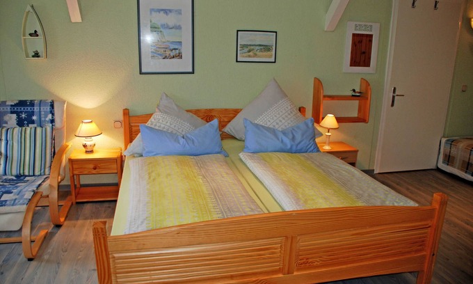 Seedorf Apartment | Holiday apartment Sweden - Apartment house to the bridge directly on the lake