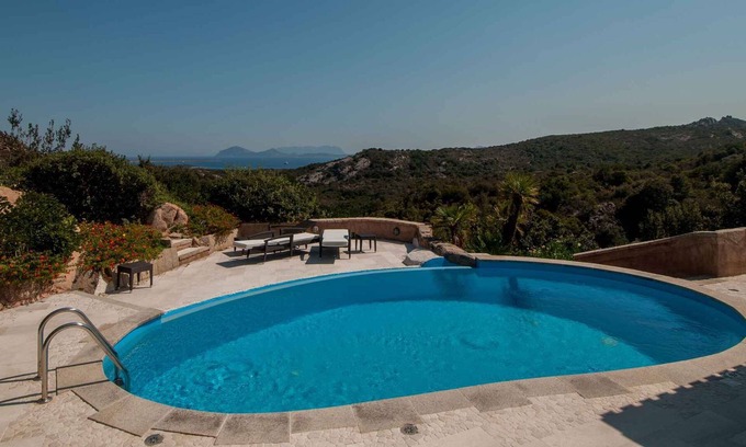 Abbiadori Apartment | Holiday apartment with air conditioning, pool and sea view