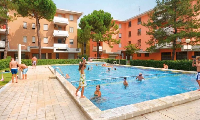 Bibione Apartment | Holiday apartment with balcony and air conditioning