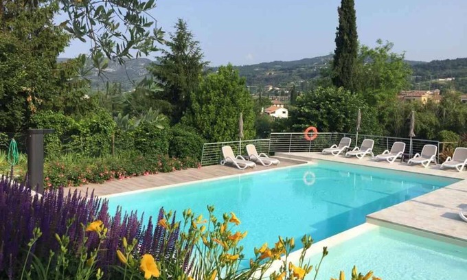Garda Apartment | Holiday apartment with parking and swimming pool