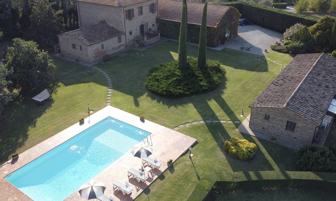 Cortona Apartment | Holiday apartments in the countryside near Cortona