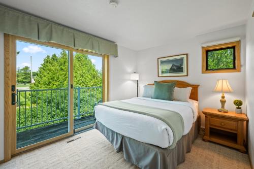 Fish Creek House | Holiday by the Bay Unit A-4 by Simple Life Rentals