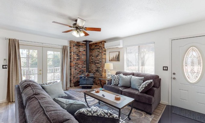 Groveland House | Holiday Chalet