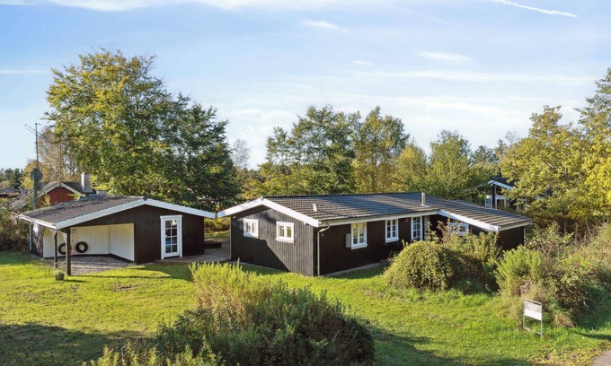 Nordost House | Holiday dream in Lyngså: Sauna, spa and beach