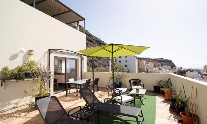 San Sebastian de la Gomera House | Holiday House Penthouse in La Gomera