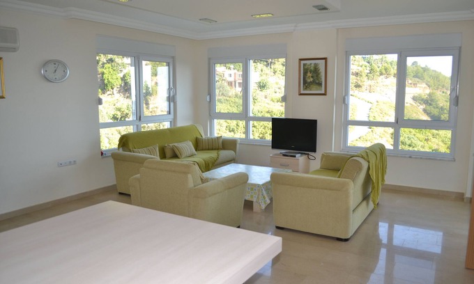 Alanya Villa | HOLIDAY GROUP VILLAS