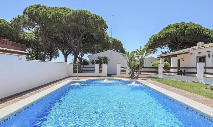 Conil de la Frontera House | Holiday Home Villa Su Ilusión with Pool, Wi-Fi, Air Conditioning, Garden and Terrace