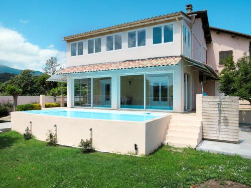 Santa-Lucia-di-Moriani House | Holiday Home La Cerisaie by Interhome