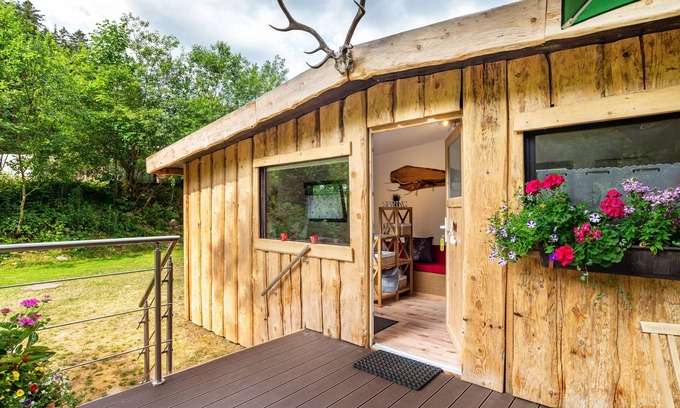 Zwickgabel House | Holiday Home 'Am Bach' with Private Terrace and Private Garden