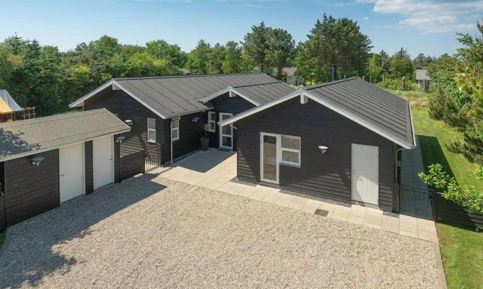 Blavand Strand House | Holiday Home Amarie - 400m from the sea in Western Jutland by Interhome