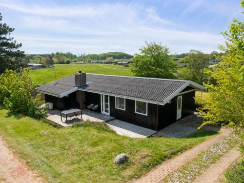 Spodsbjerg House | Holiday Home Arho - 75m from the sea by Interhome