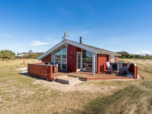 Hirtshals House | Holiday Home Bertie - 700m from the sea by Interhome