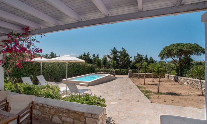 Chrissi Akti House | Holiday Home 'Blue Xenia - 3' with Sea View, Wi-Fi and Air Conditioning