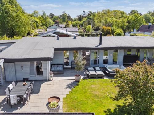 Hornbaek House | Holiday Home Bodulf - 300m from the sea by Interhome
