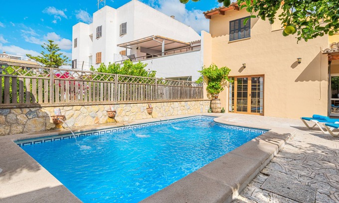 Consell House | Holiday Home "C'an Crespí" with Private Pool & Wi-Fi