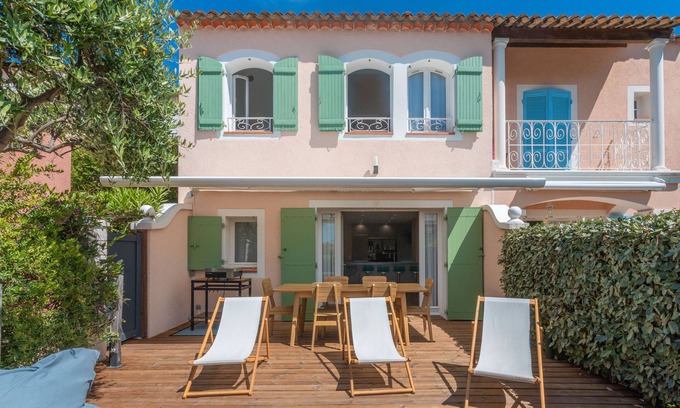 Le Dramont House | Holiday Home 'Cap Esterel Vue Mer' with Sea View, Wi-Fi and Air Conditioning