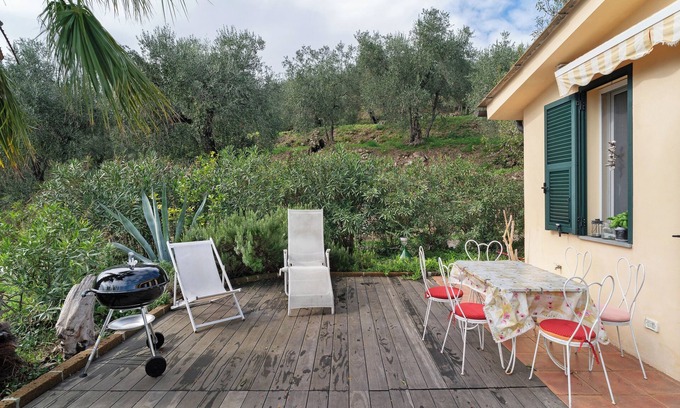 Dolcedo House | Holiday Home 'Casa Bilger' with Sea View, Private Terrace and Wi-Fi