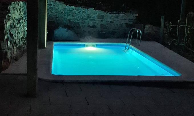 Oliveira de Frades House | Holiday Home 'Casa Curral Do Alqueve' with Mountain View, Private Pool and Wi-Fi