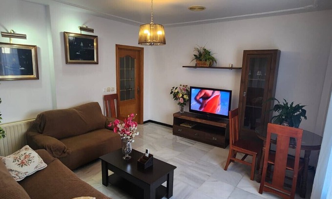 Rute House | Holiday Home 'Casa Filo Mountain Views' with Mountain Views, Wi-Fi and Air Conditioning