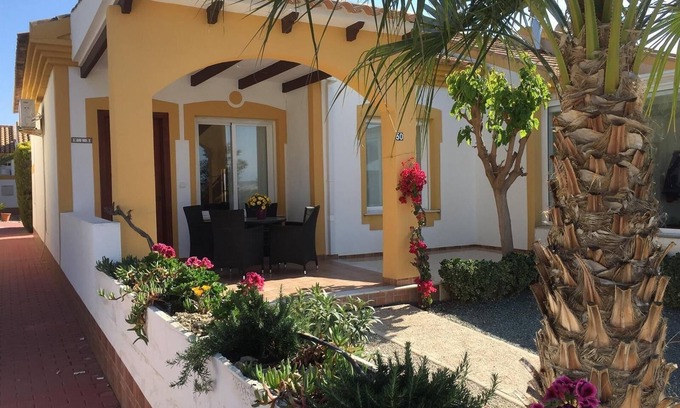 Mazarron Villa | Holiday Home 'Casa Montana' with Shared Pool, Air Conditioning & Wi-Fi