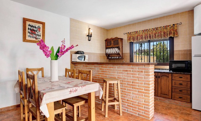 Zahora House | Holiday Home "Casa Zahora" On the Beach with Terrace, Garden, Wi-Fi & A/C