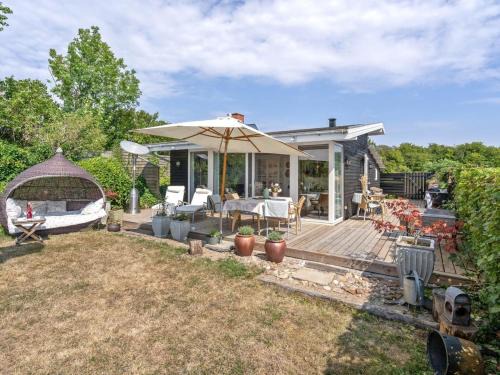 Faaborg House | Holiday Home Daike - 25m from the sea by Interhome