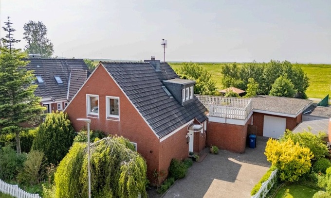 Harlesiel House | Holiday Home 'Haus Kalle' with Wi-Fi and Air Conditioning
