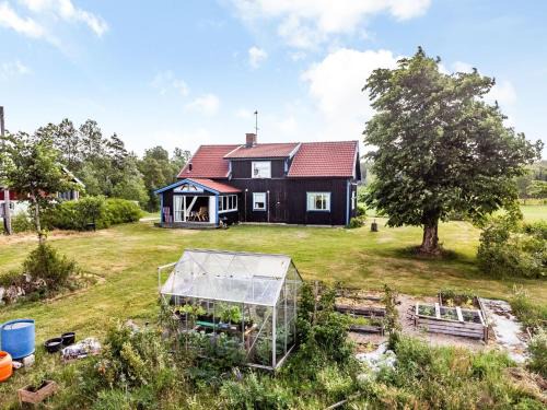 Bullaren House | Holiday Home Enerhögen Flädern by Interhome