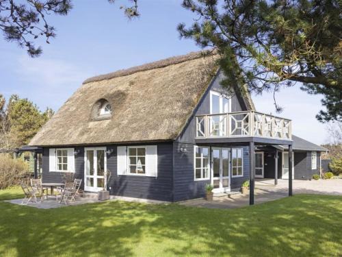 Sæby House | Holiday Home Feli - 180m from the sea by Interhome