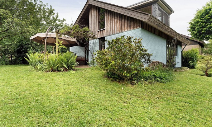 Karlsminde House | Holiday Home 'Ferienhaus Karlsminde' with Private Terrace, Private Garden and Wi-Fi