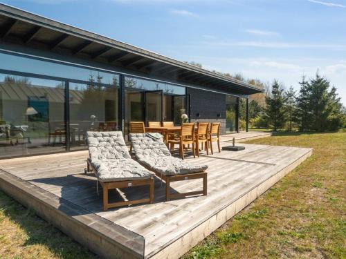 Oster Somarken House | Holiday Home Gonne - 350m from the sea by Interhome