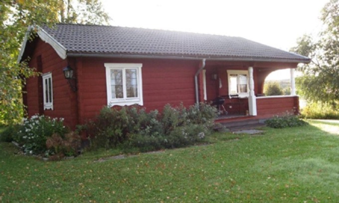 Kopparberg House | Holiday home in Bergslagen with lake views