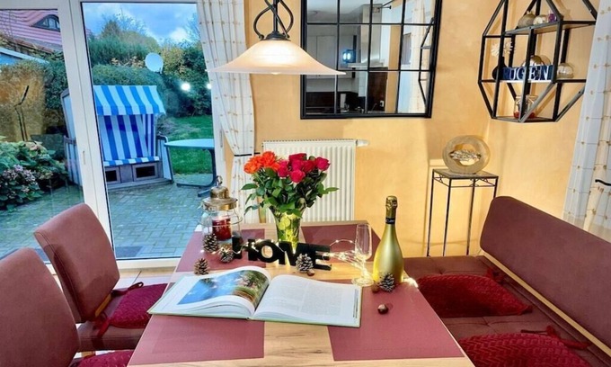 Glowe House | Holiday home in Glowe with swimming pool