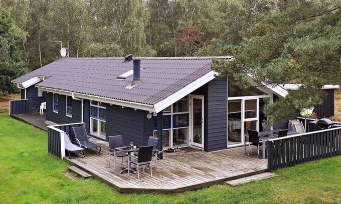 Læsø House | Holiday home in Læsø with pool