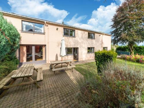 Montleban House | Holiday home in Montleban with sauna