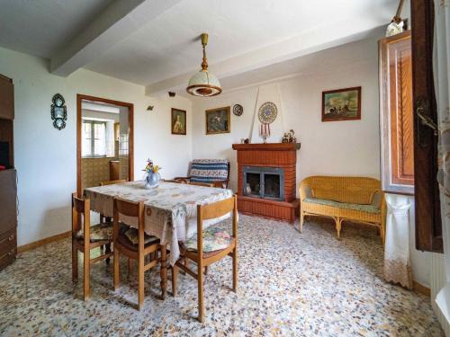 Barga House | Holiday Home in Tuscany with Scenic Views