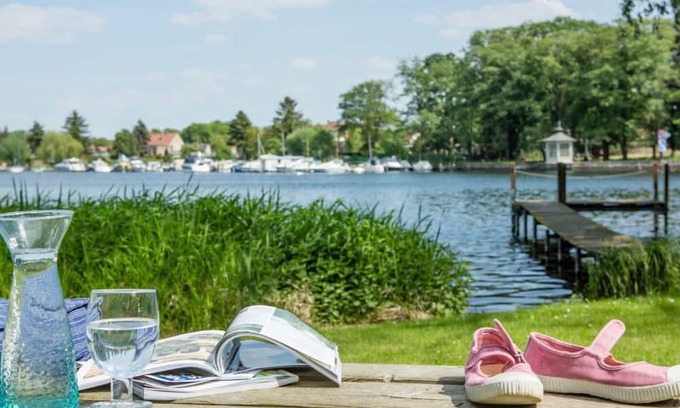 Ferch House | Holiday Home 'Klein Seeland' with Lake View, Private Terrace and Wi-Fi