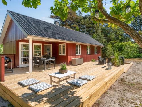 Oster Somarken House | Holiday Home Malou - 350m from the sea by Interhome