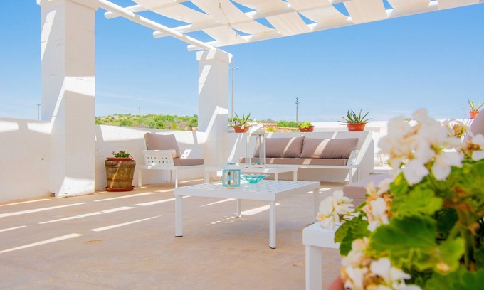 Manduria House | Holiday Home "Masseria La Scalella - Fortificato" with Sea View, Terrace & Wi-Fi