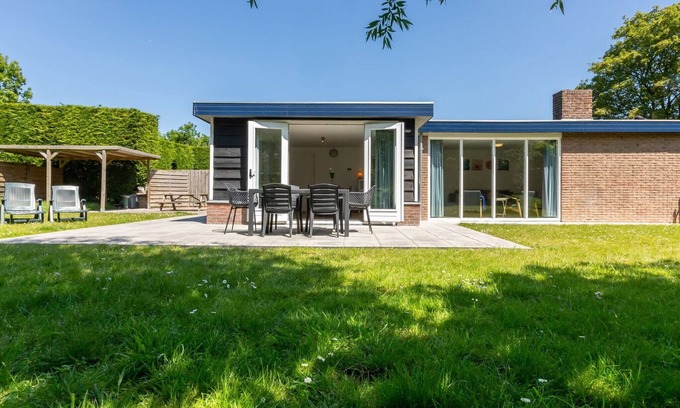Wolphaartsdijk House | Holiday Home near Veerse Meer Lake Wolphaartsdijk