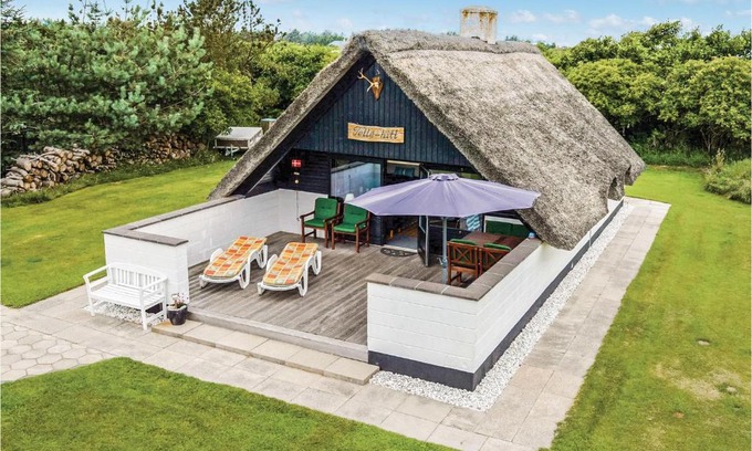 Sondervig House | Holiday home Nordsøvej with fireplace