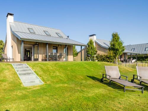 Tholen House | Holiday Home Oesterdam Resort-1 by Interhome