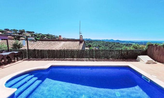 El Mas Mora House | Holiday Home Panoramic by Interhome