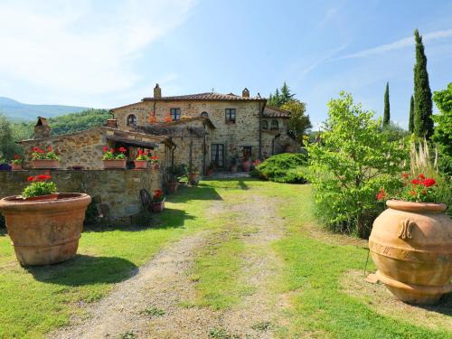Seggiano House | Holiday Home Poggio Velluto by Interhome