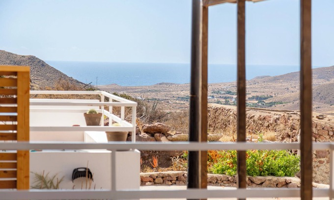 Presillas Bajas House | Holiday Home 'Rous' with Sea View, Private Pool and Wi-Fi