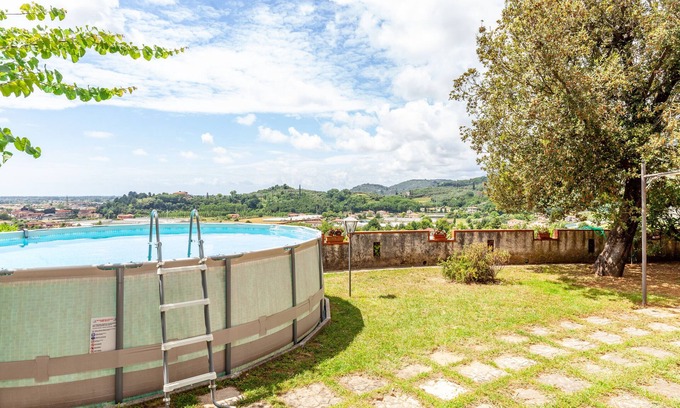 Camaiore House | Holiday Home 'Seaview Camaiore' with Sea View, Private Pool and Wi-Fi