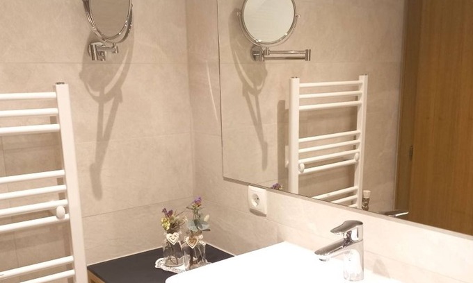 Galtur Apartment | Holiday home, shower, toilet, 4 or more bedrooms - Filahof